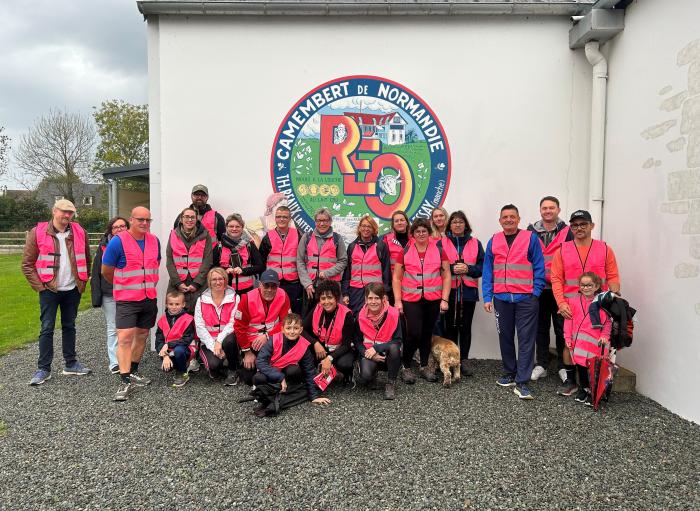 marche salariés fromagerie réo octobre rose