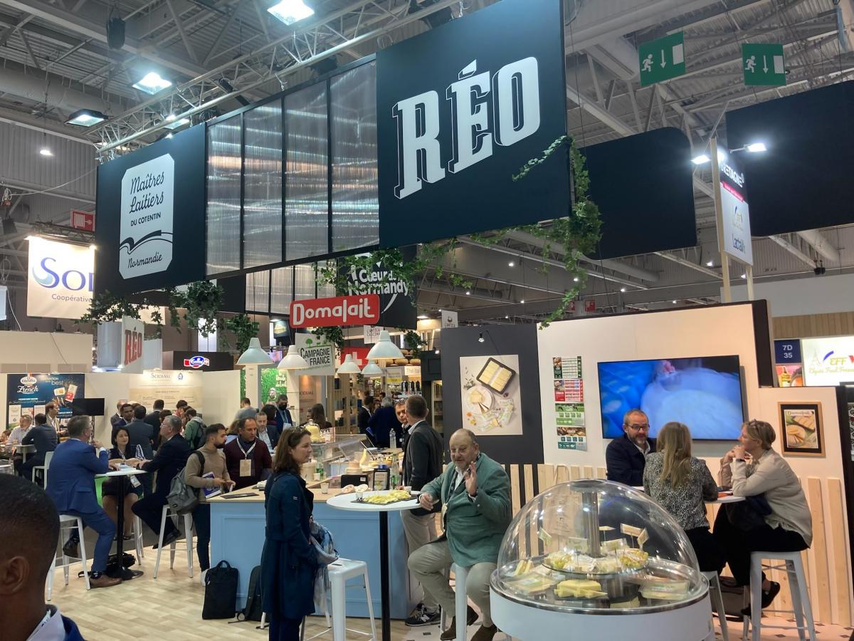Stand Fromagerie Réo au SIAL octobre 2022